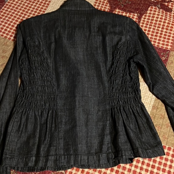 Lightweight denim jacket - Picture 2 of 2